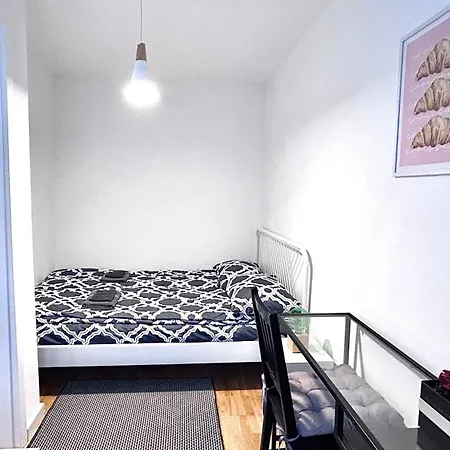 D&a Solec Apartament